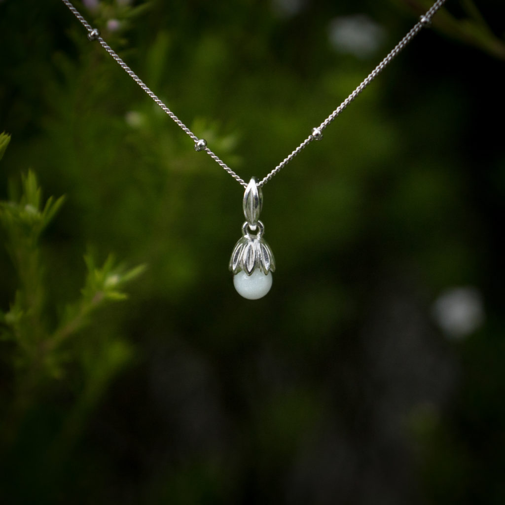 Hinau Flower Pendant Keepsake Jewellery