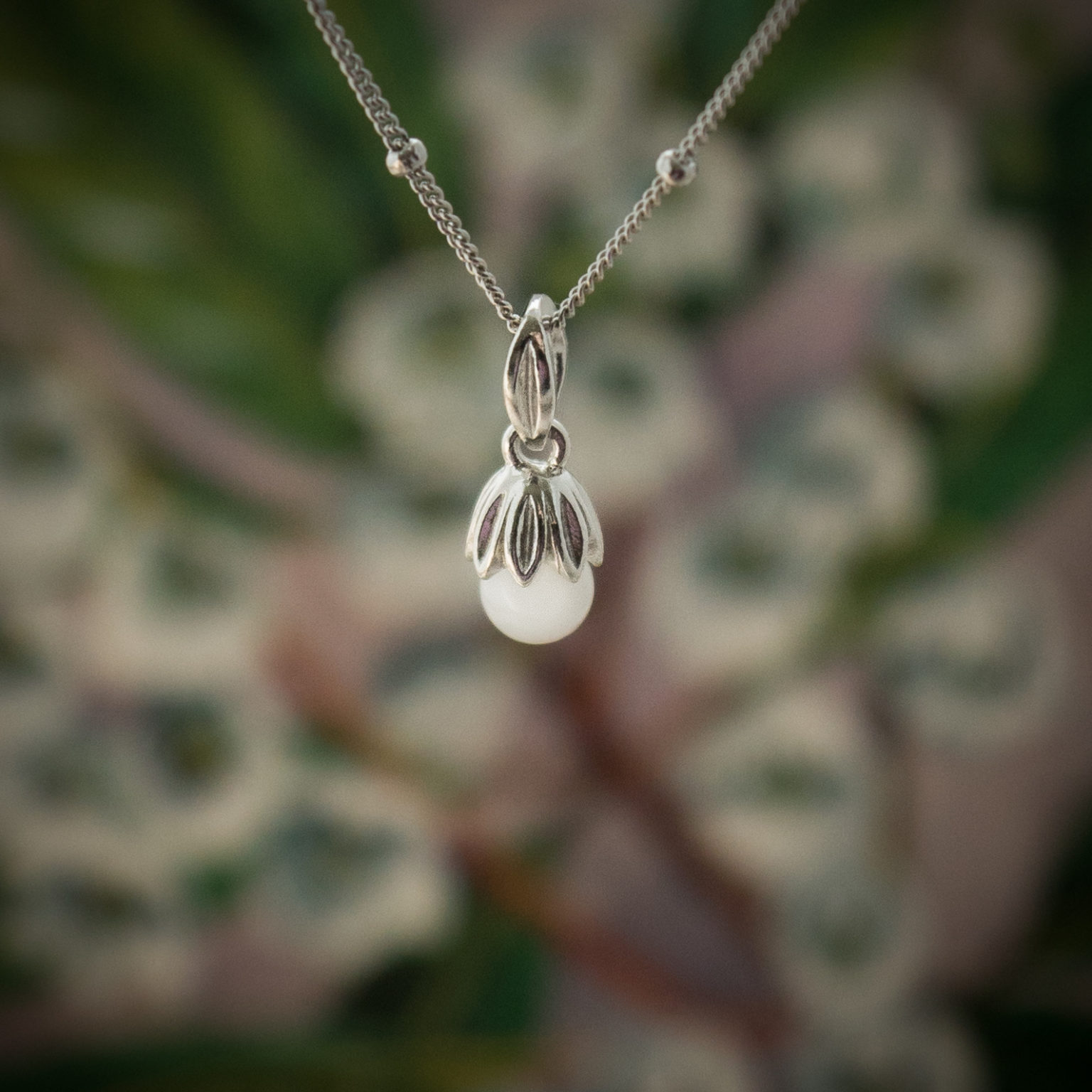 Hinau Flower Pendant Keepsake Jewellery